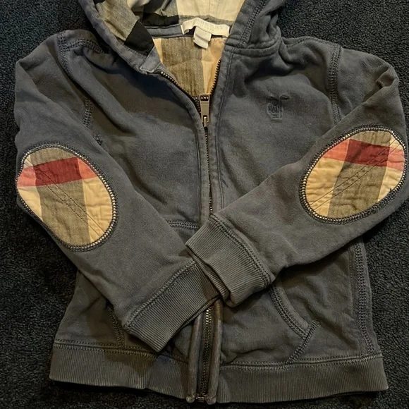 Burberry toddler sweater - Picture 2 of 5